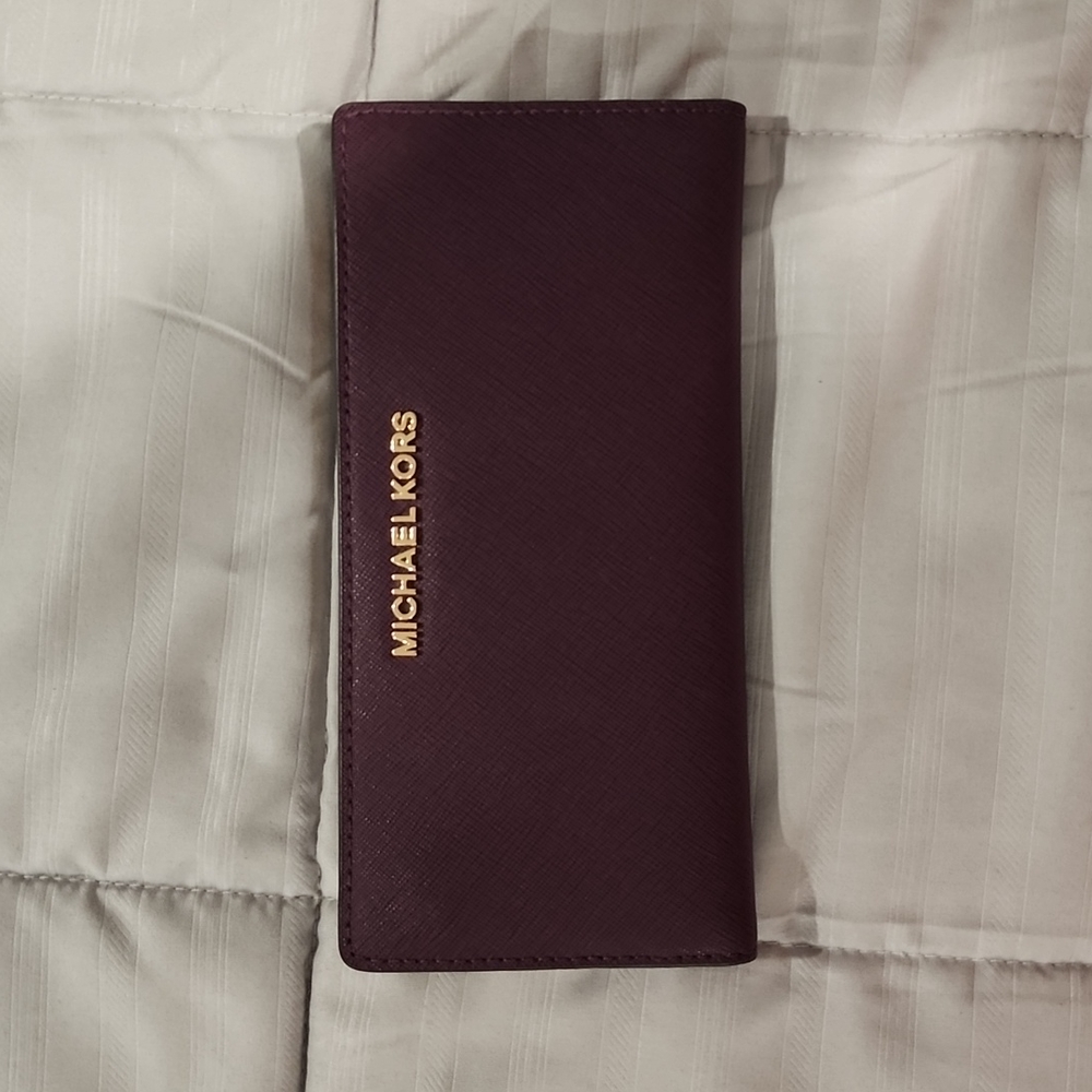 Michael Kors Wallet Slim Jet Set Bifold with Removable Card Case Merlot